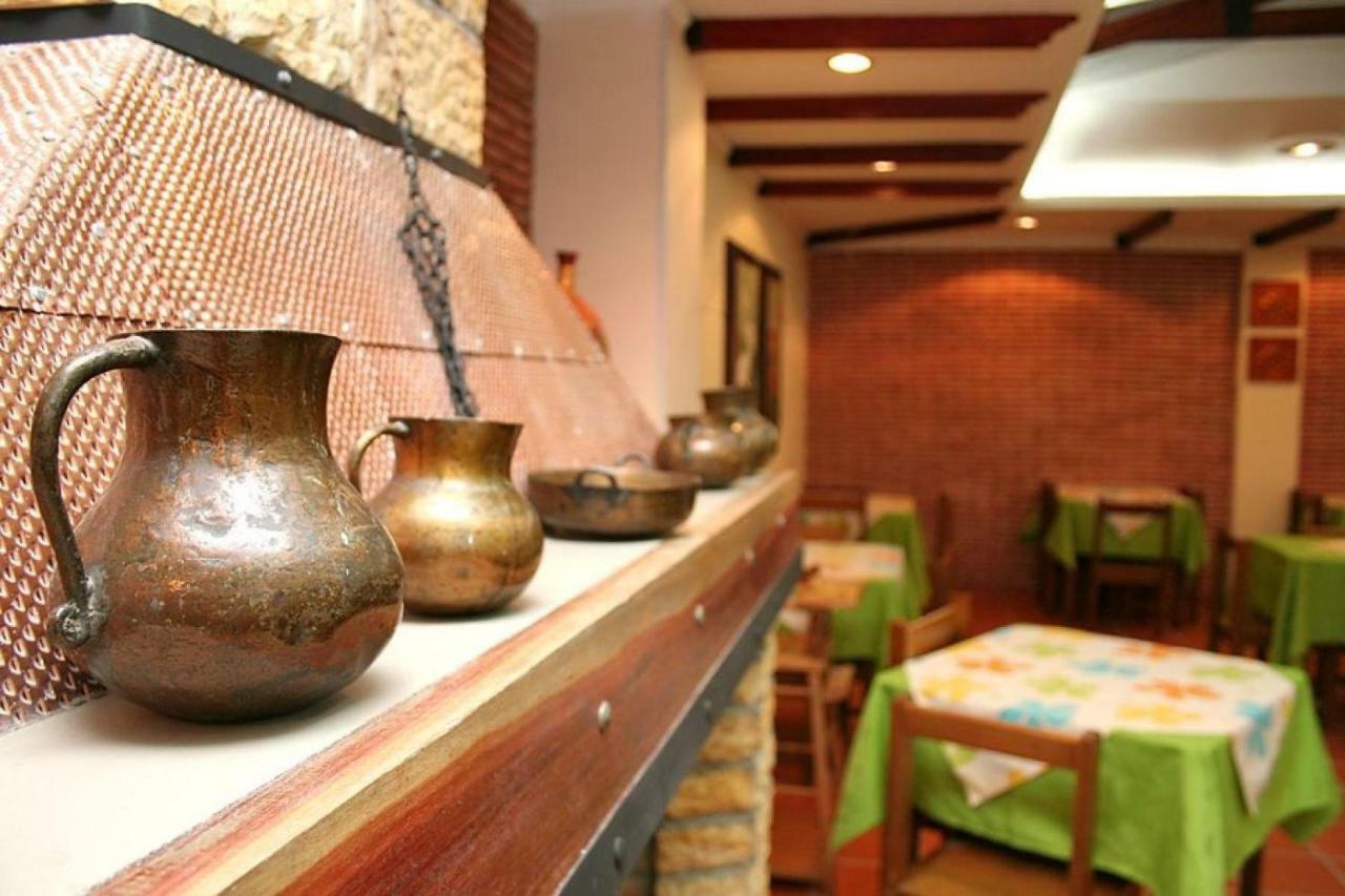 Casa Madrigal Hotel Pasto Esterno foto