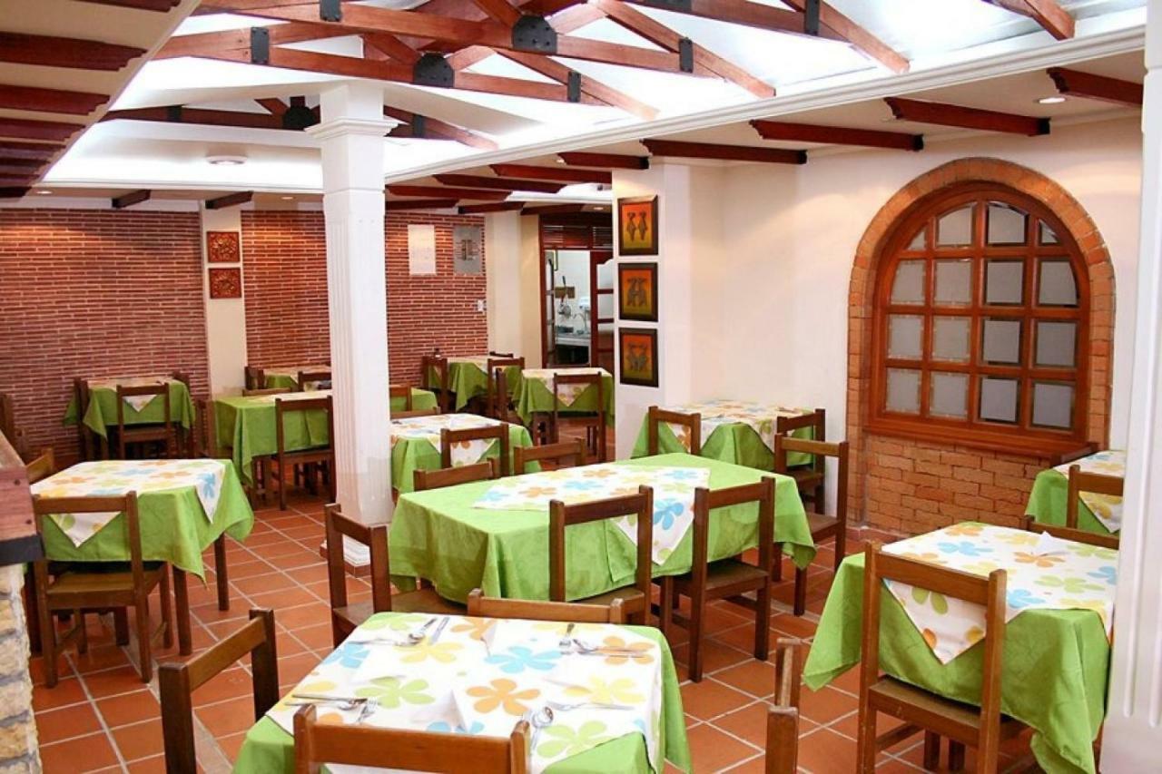 Casa Madrigal Hotel Pasto Esterno foto